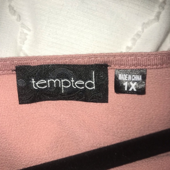 Pink top - Picture 3 of 3